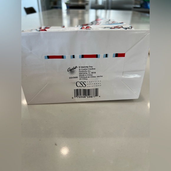 Brand New Christmas Bundle- 19 Brand New Patterned Hot Pads, 14 Wooden Utensils+ - Picture 8 of 12